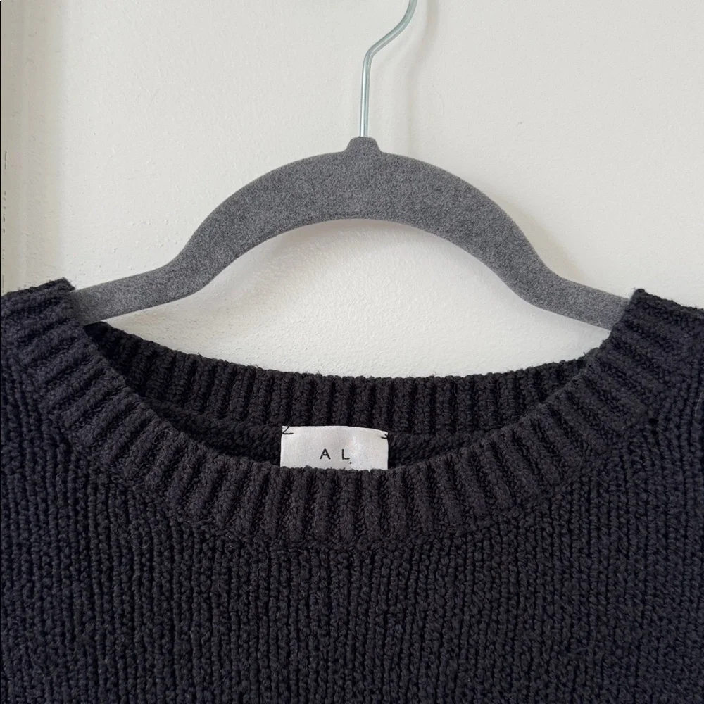 Almada Black Pullover Sweater Size XS - Picture 3 of 9